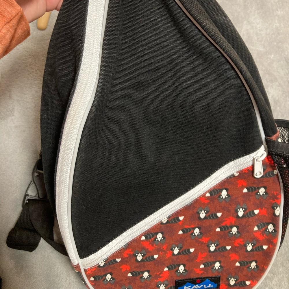SOLD—HTF Kavu Raccoon Paxton Pack EUC